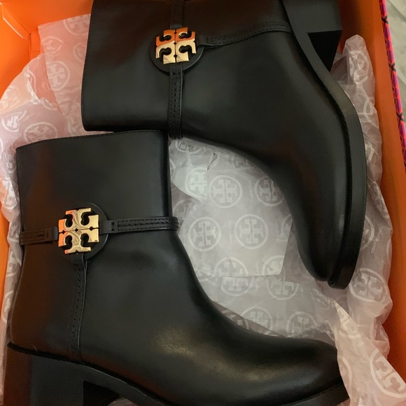 New Tory Burch bootie 🖤 - Picture 3 of 6